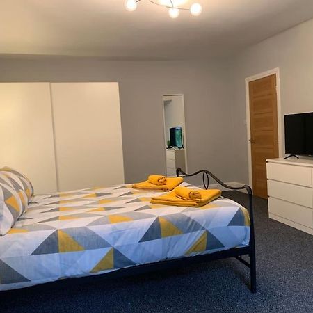 Fantastic Large 2 X Bedroom Flat, Free Parking Sale Ngoại thất bức ảnh