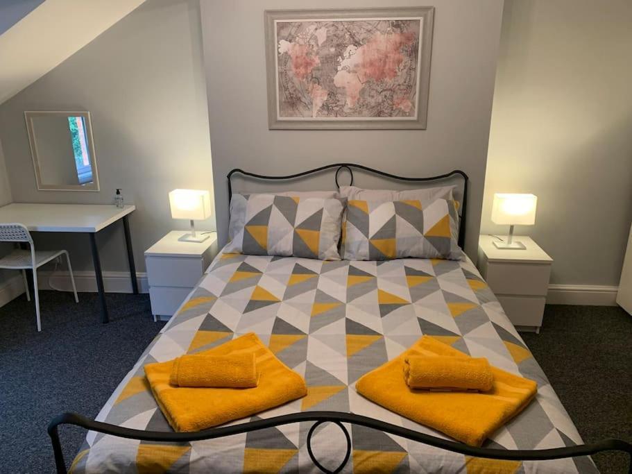 Fantastic Large 2 X Bedroom Flat, Free Parking Sale Ngoại thất bức ảnh