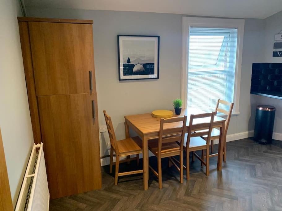 Fantastic Large 2 X Bedroom Flat, Free Parking Sale Ngoại thất bức ảnh