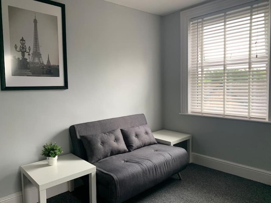 Fantastic Large 2 X Bedroom Flat, Free Parking Sale Ngoại thất bức ảnh