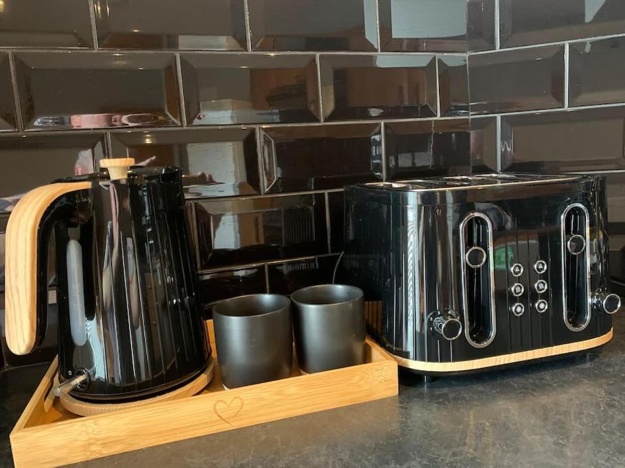 Fantastic Large 2 X Bedroom Flat, Free Parking Sale Ngoại thất bức ảnh